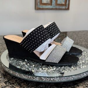 Aubrey Lynn Black and Silver Studded Wedges NEW 9